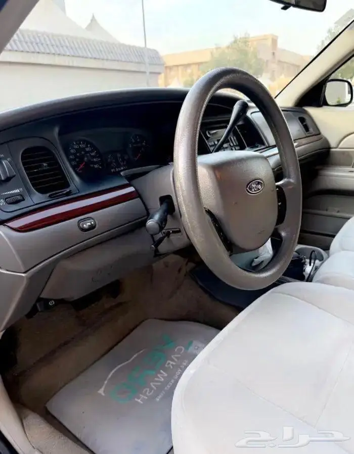 فورد فكتوريا نضيف 2011 9