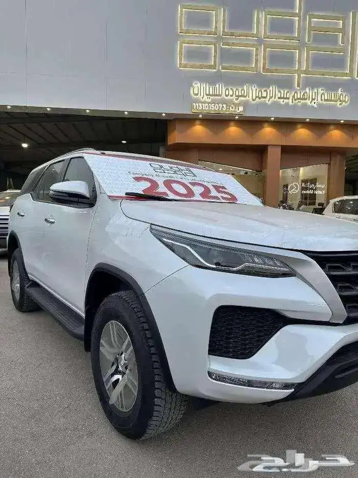 تويوتا فورتشنر GX2 2025 1