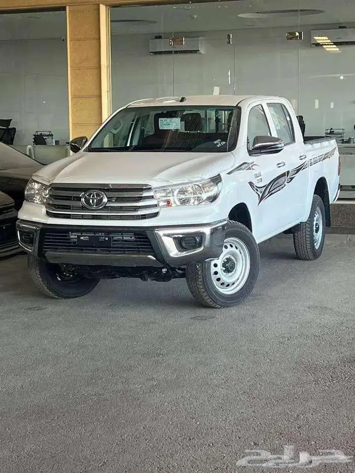 تويوتا هايلوكس GL2 غمارتين سلق ديزل 2025 متوفر لدى الحسن 0