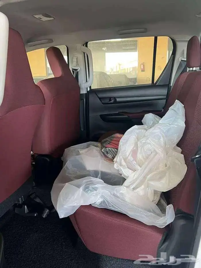 تويوتا هايلوكس GL2 غمارتين سلق ديزل 2025 متوفر لدى الحسن 6