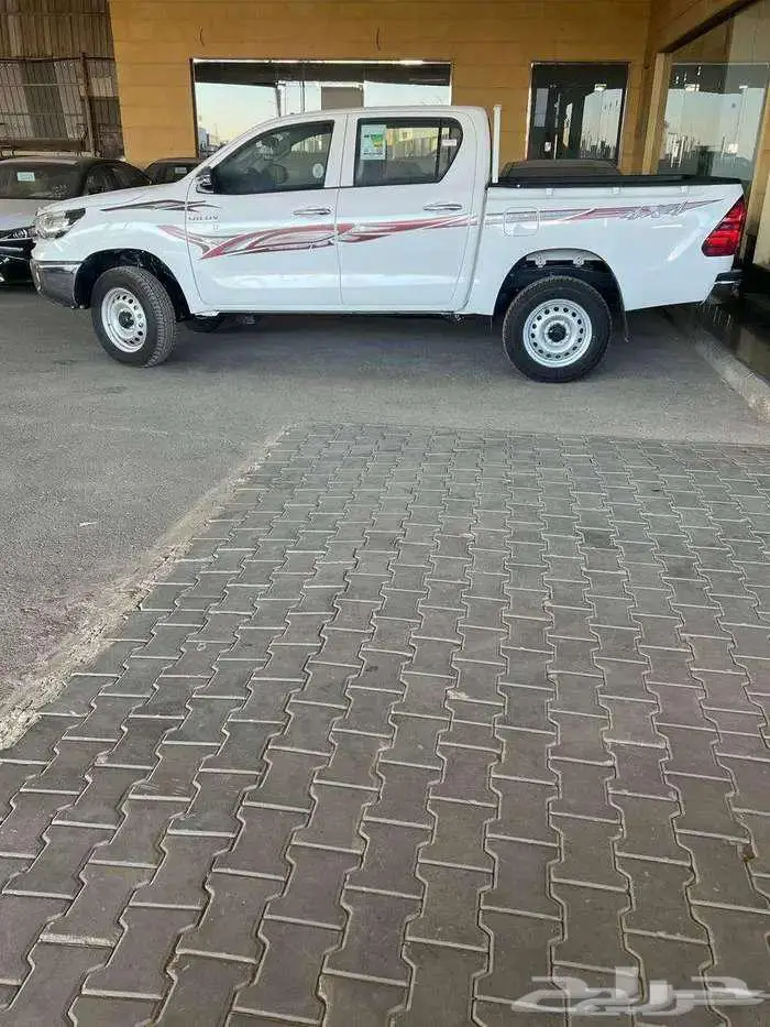 تويوتا هايلوكس GL2 غمارتين سلق ديزل 2025 متوفر لدى الحسن 1