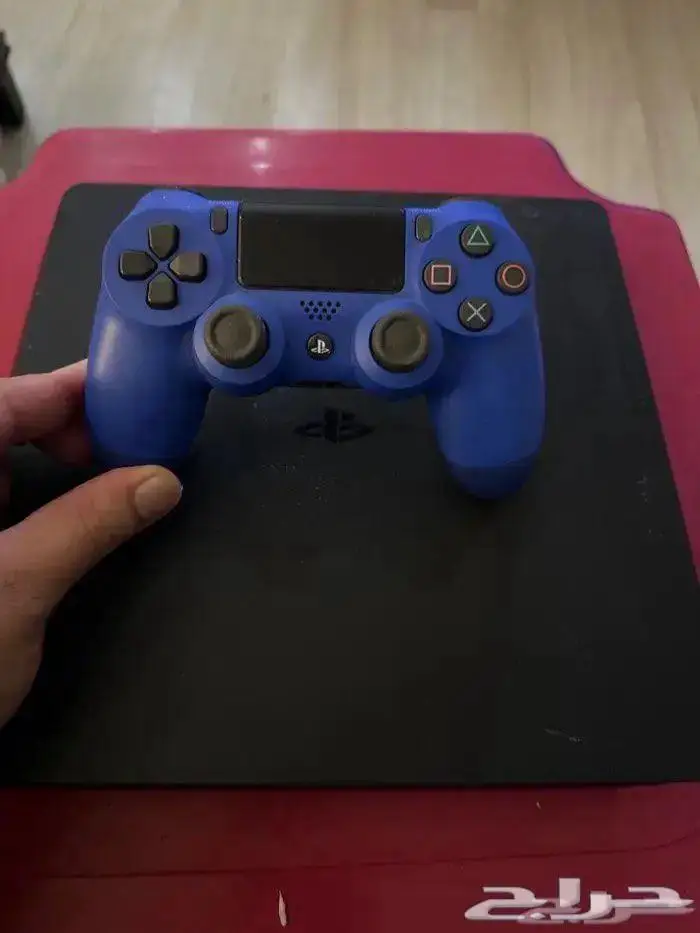 سوني بلايستيشن 4 سعه 1 تيرا للبيع 1
