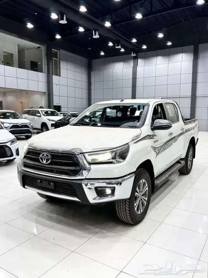 هايلوكس غمارتين S-GLX 4 4 اوتوماتيك بنزين 2025 0