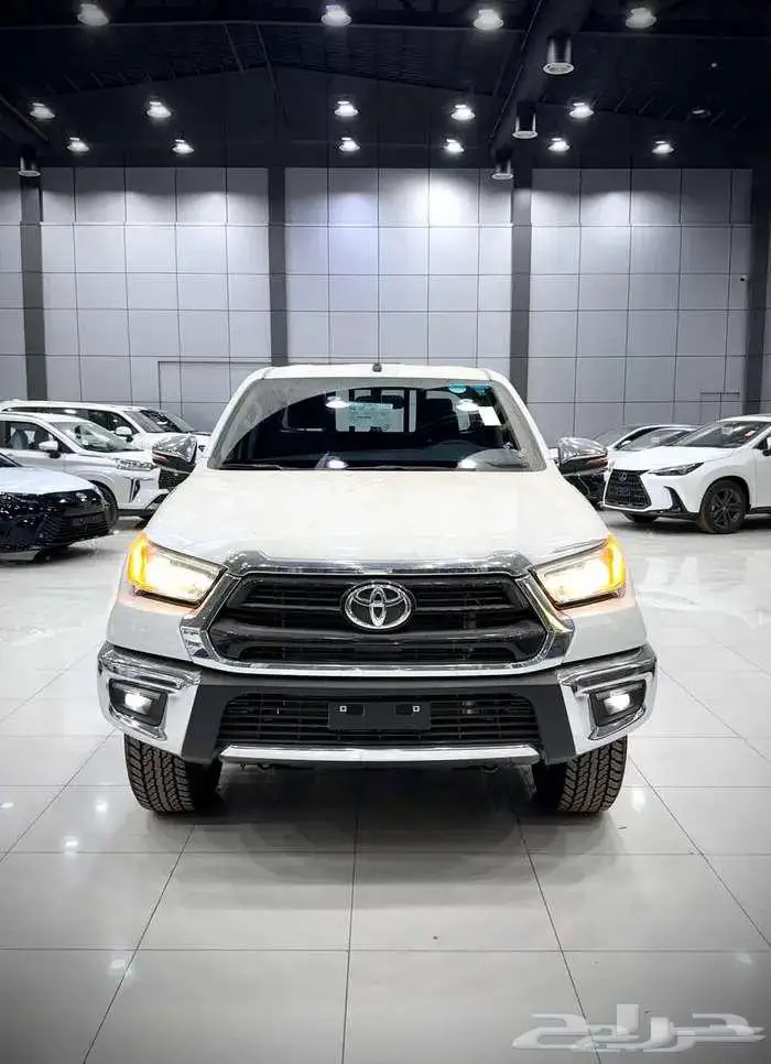 هايلوكس غمارتين S-GLX 4 4 اوتوماتيك بنزين 2025 2