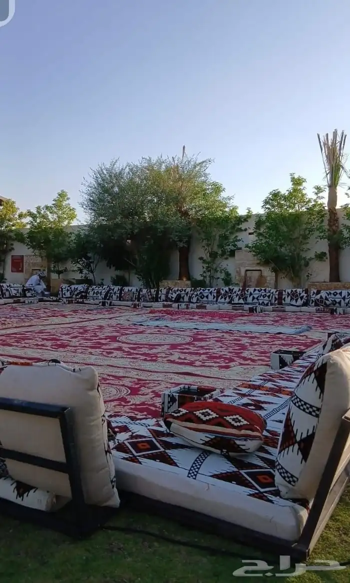 تاجير كراسي وطاولات تاجير جلسات تاجير لوازم الحفلات 0