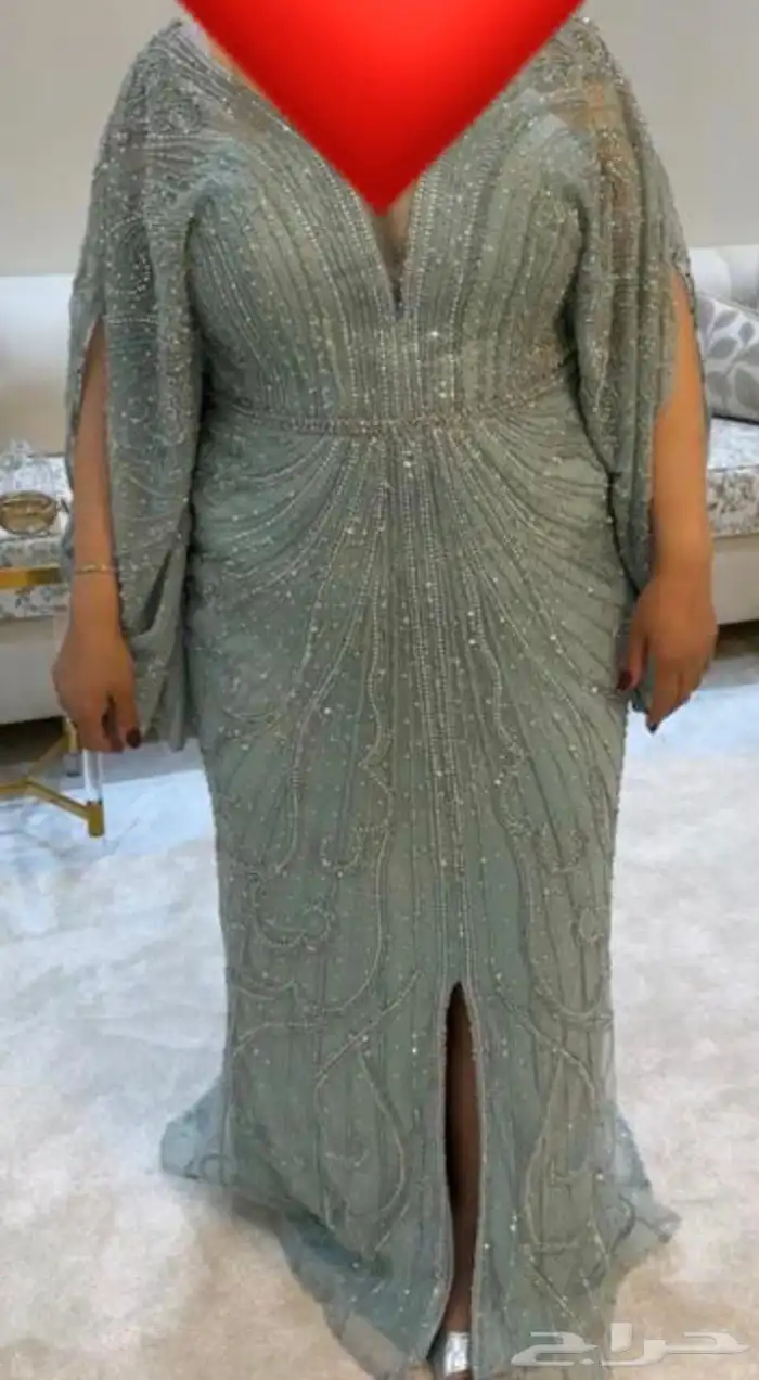 فستان من لاروزا 0