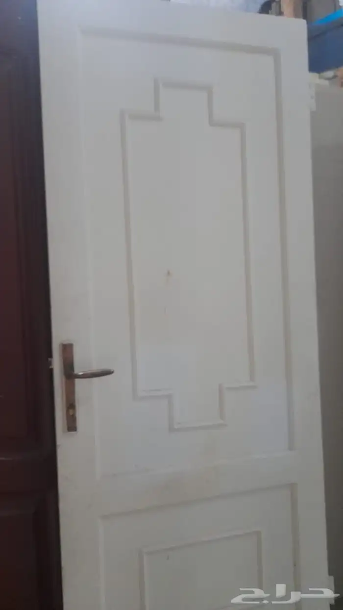 انت نبواب خشب مستخدمه وحديد والمنيوم جديد للبيع 3