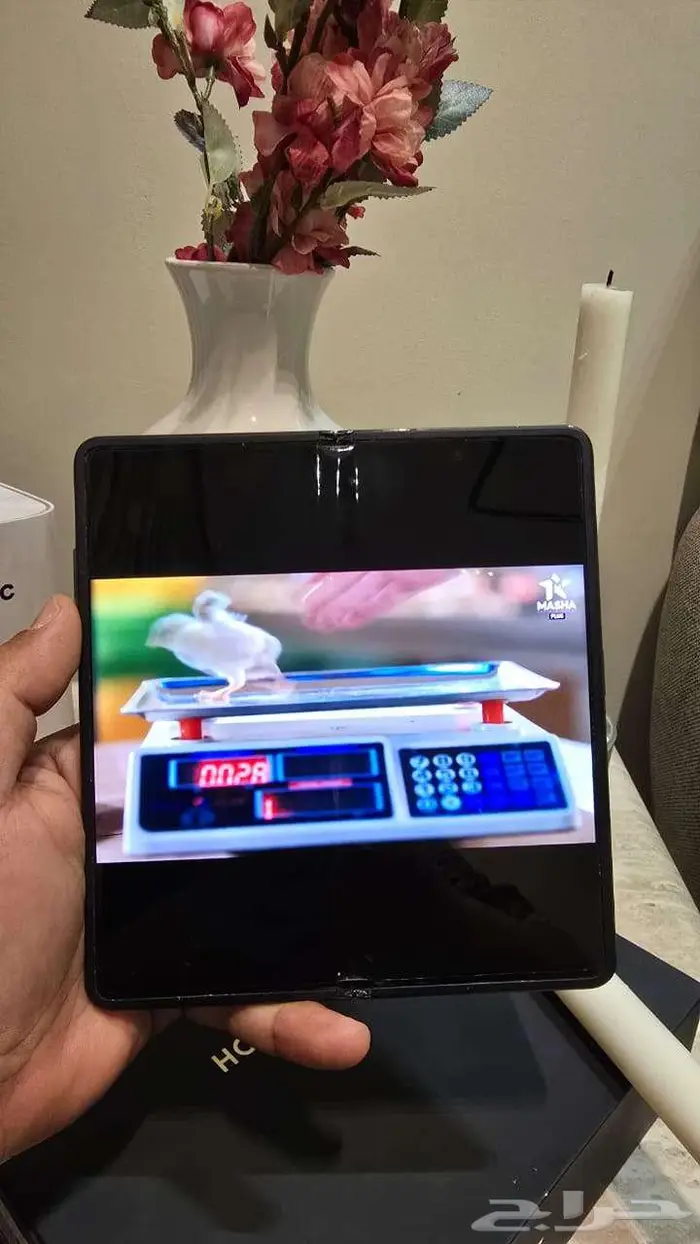 هاتف هونر ماجيك في 2 (Honor Magic V2) هاتف قابل للطي للبيع 3