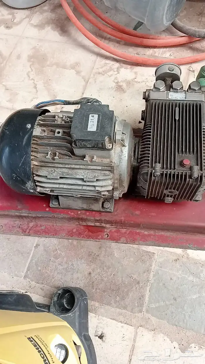 للبيع 3 مضخات (إيطالي وألماني) - ضغط عالي وغسيل 6