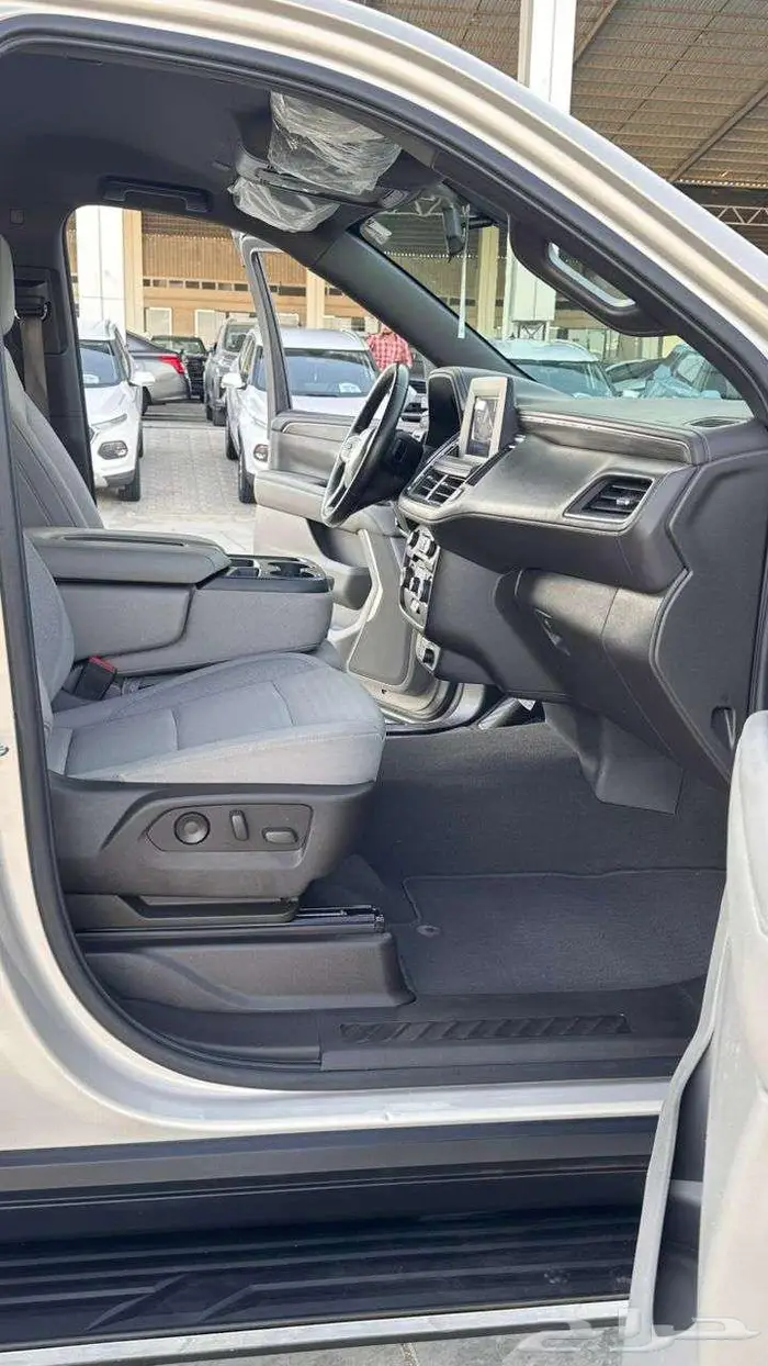 شيفرولية تاهو 2022 LS بدون دبل 5