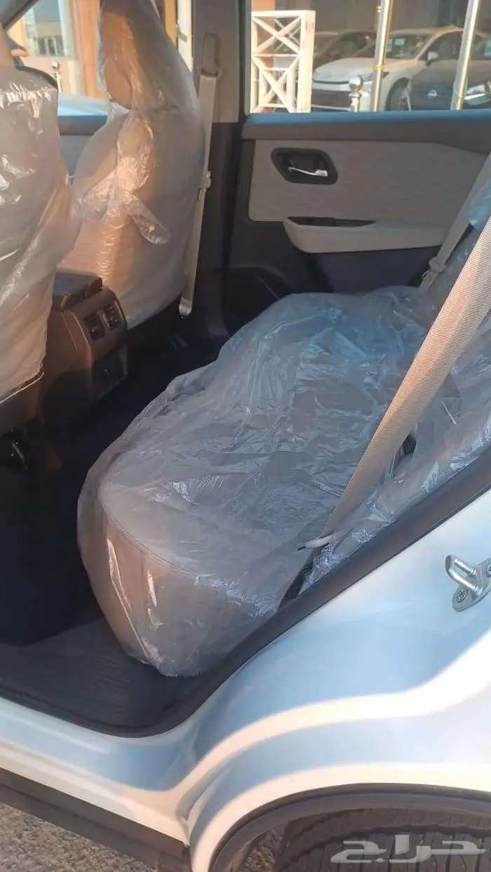 نيسان - اكستريل - استاندر بدون دبل - 5راكب - 2026 4