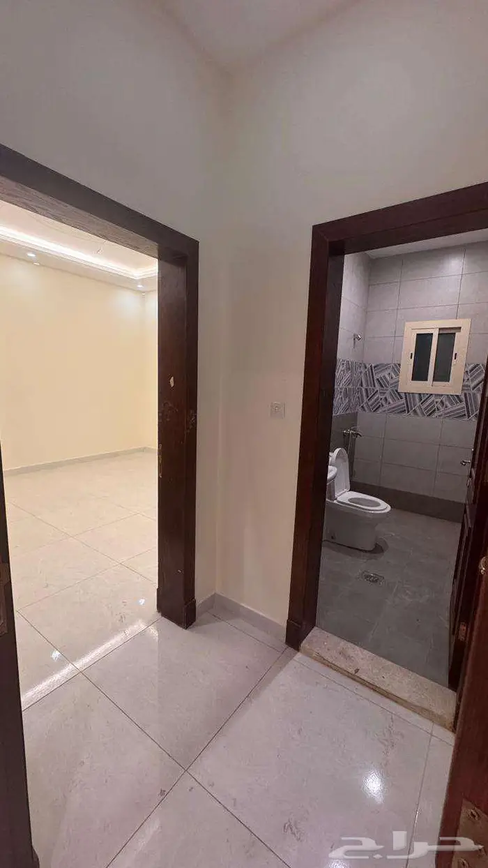 للبيع فيلا راقية بحي الفيصلية 7