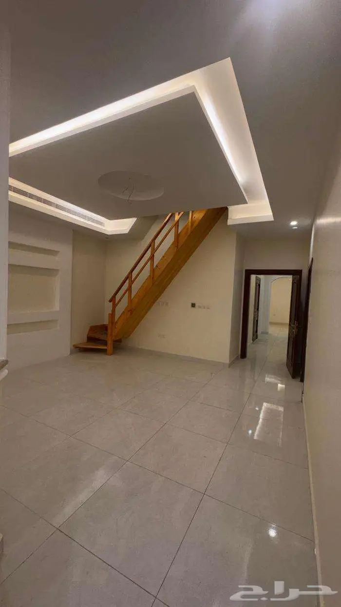 للبيع فيلا راقية بحي الفيصلية 12