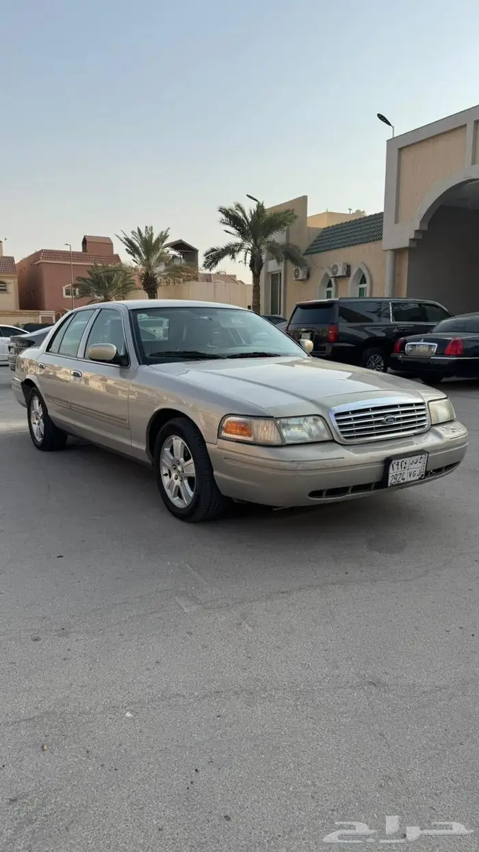 فورد كراون فكتوريا 2011 فل كامل محركات نضيفه جدا 0