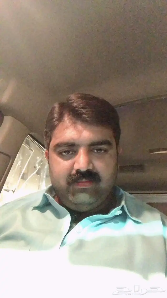 هذا صديقي الذي يرغب بالقدوم إلى السعودية. يحتاج إلى موافقة و 0