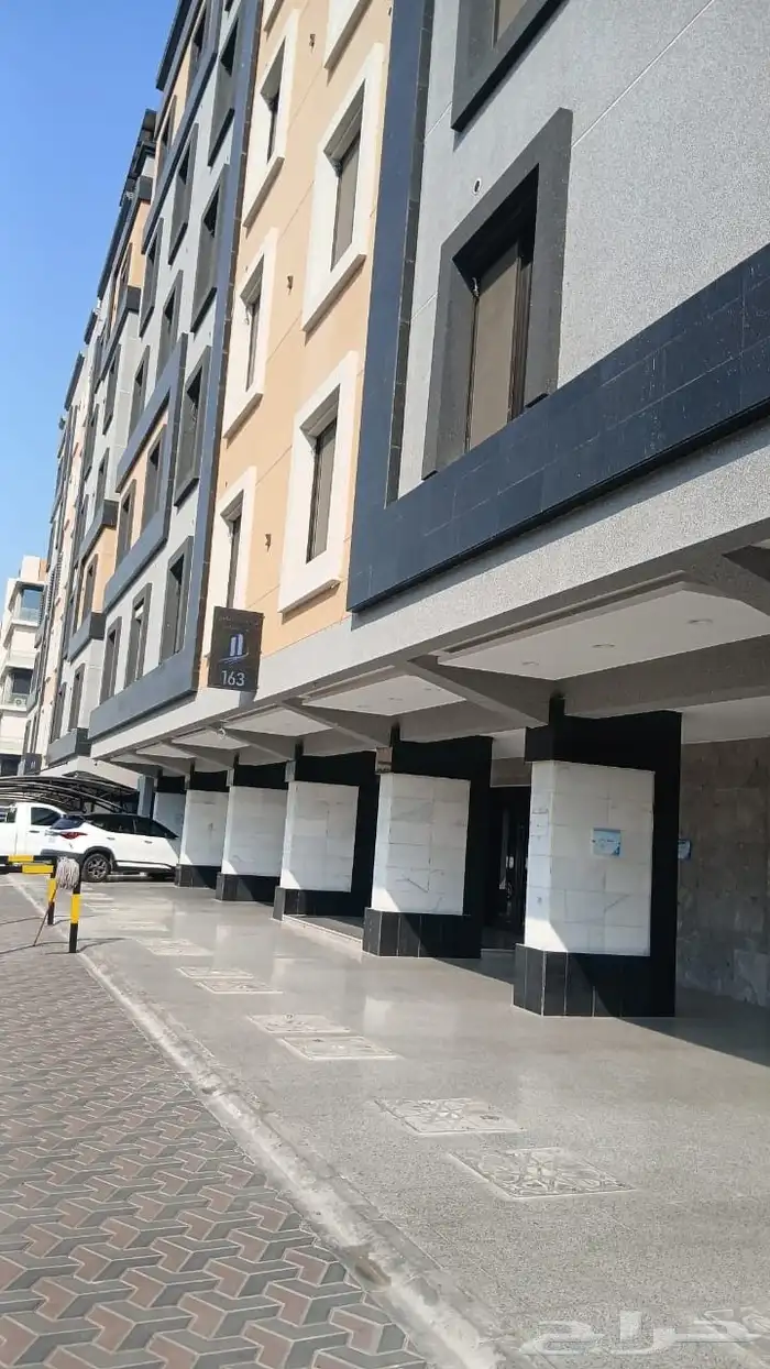 شقة فاخرة للايجار درب الحرمين 0