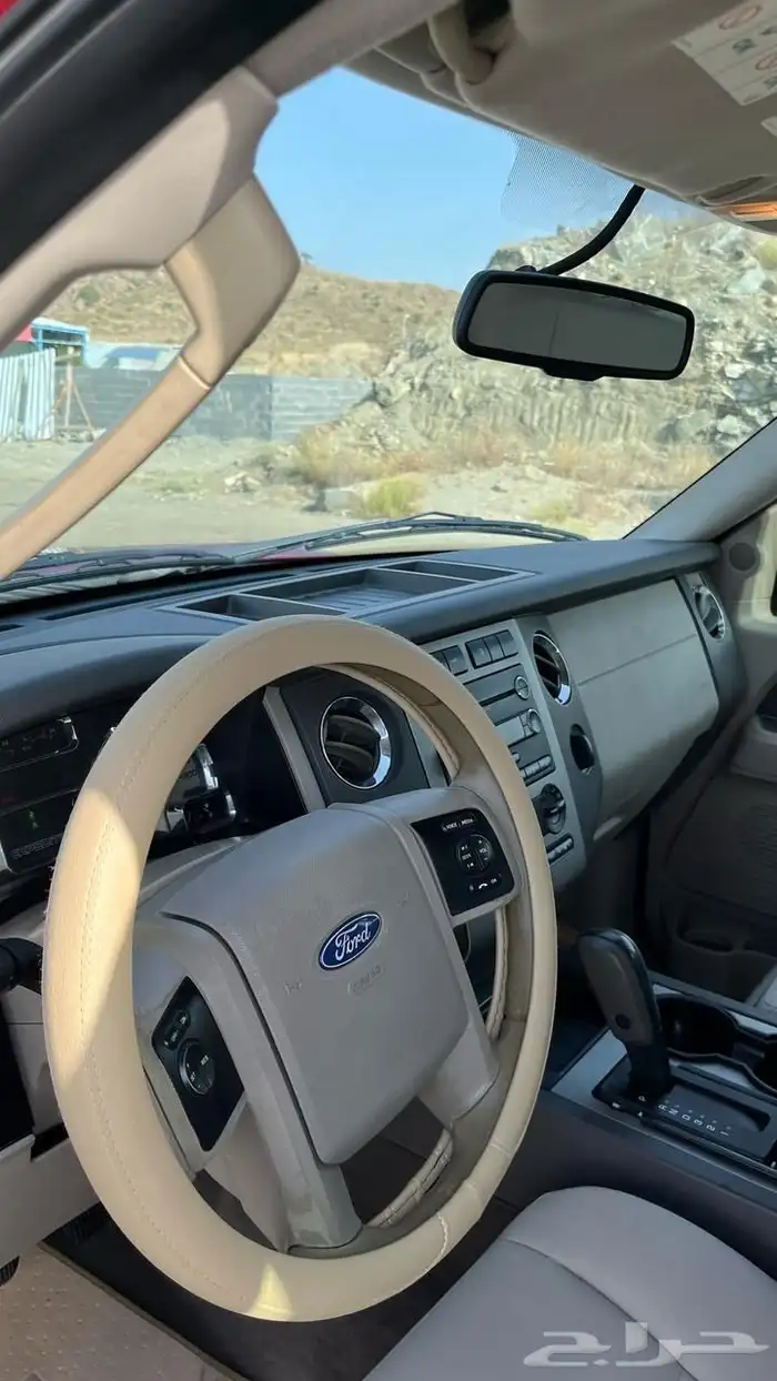 فورد اكسبيدشن 2013 4