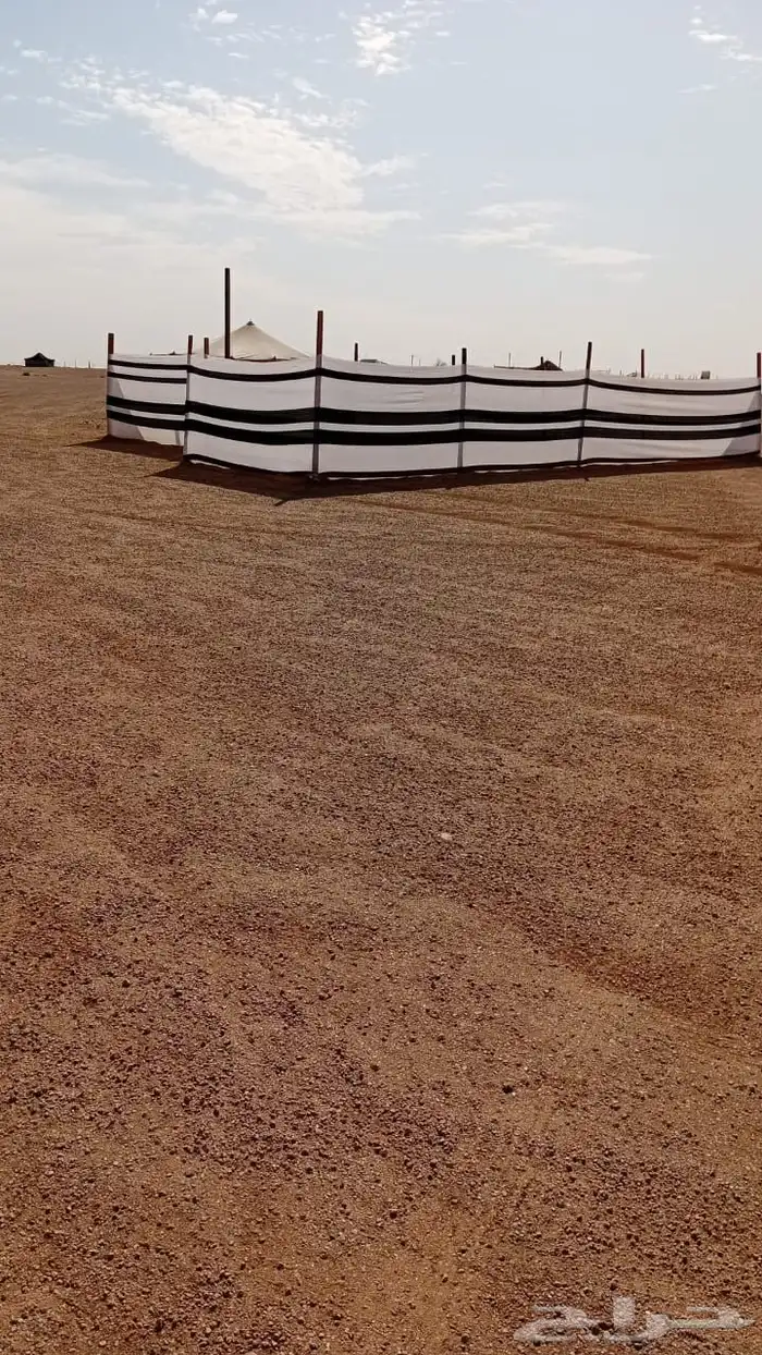 للبيع مخيمين صغار بجنب بعض 0