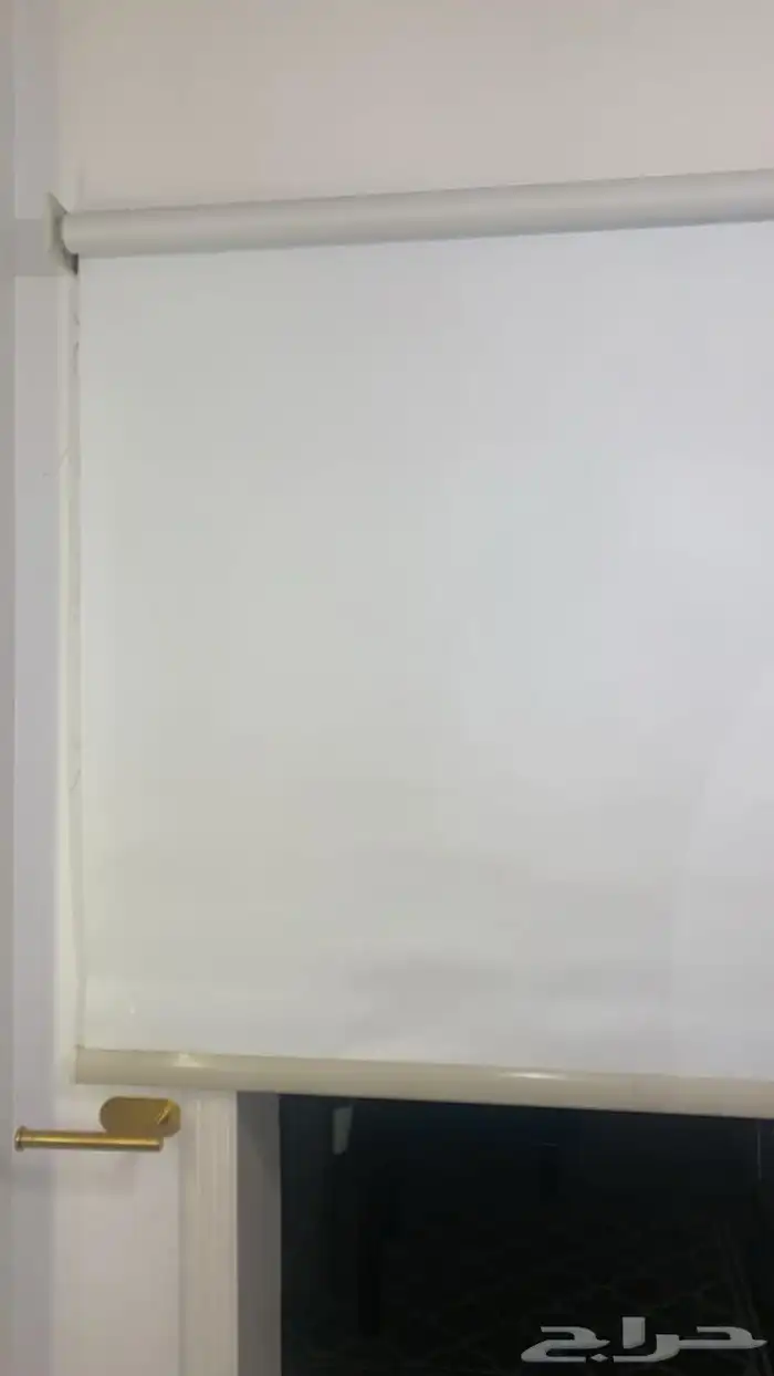 ستائر بيضاء 0