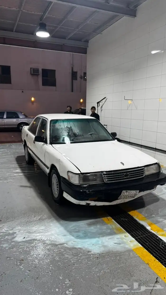 تويوتا كرسيدا 1992 قير عادي الممشى 300الف كيلو 1
