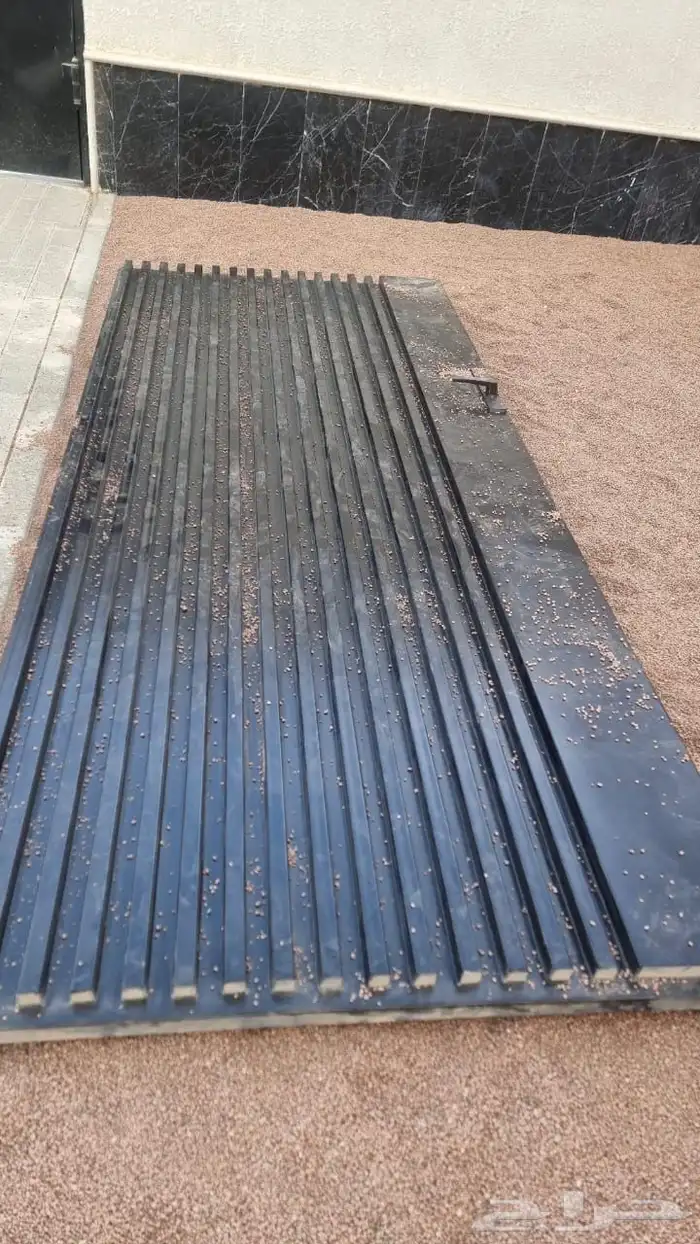 للبيع بابين دبل ثقيل و قوي 1