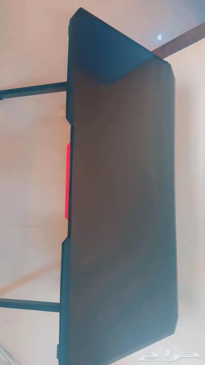 طاولة قيمنق 4