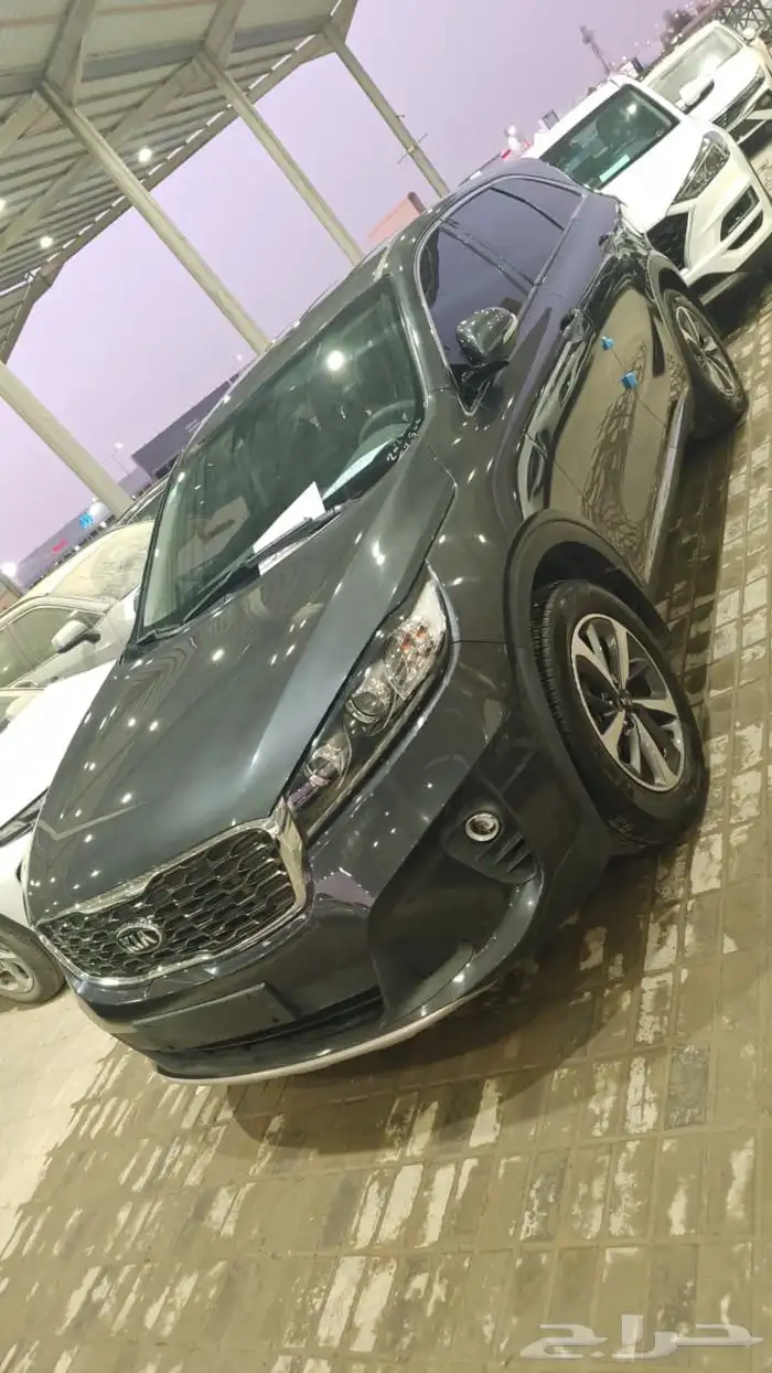 كيا سيرانتو قمة بالنظافة 0