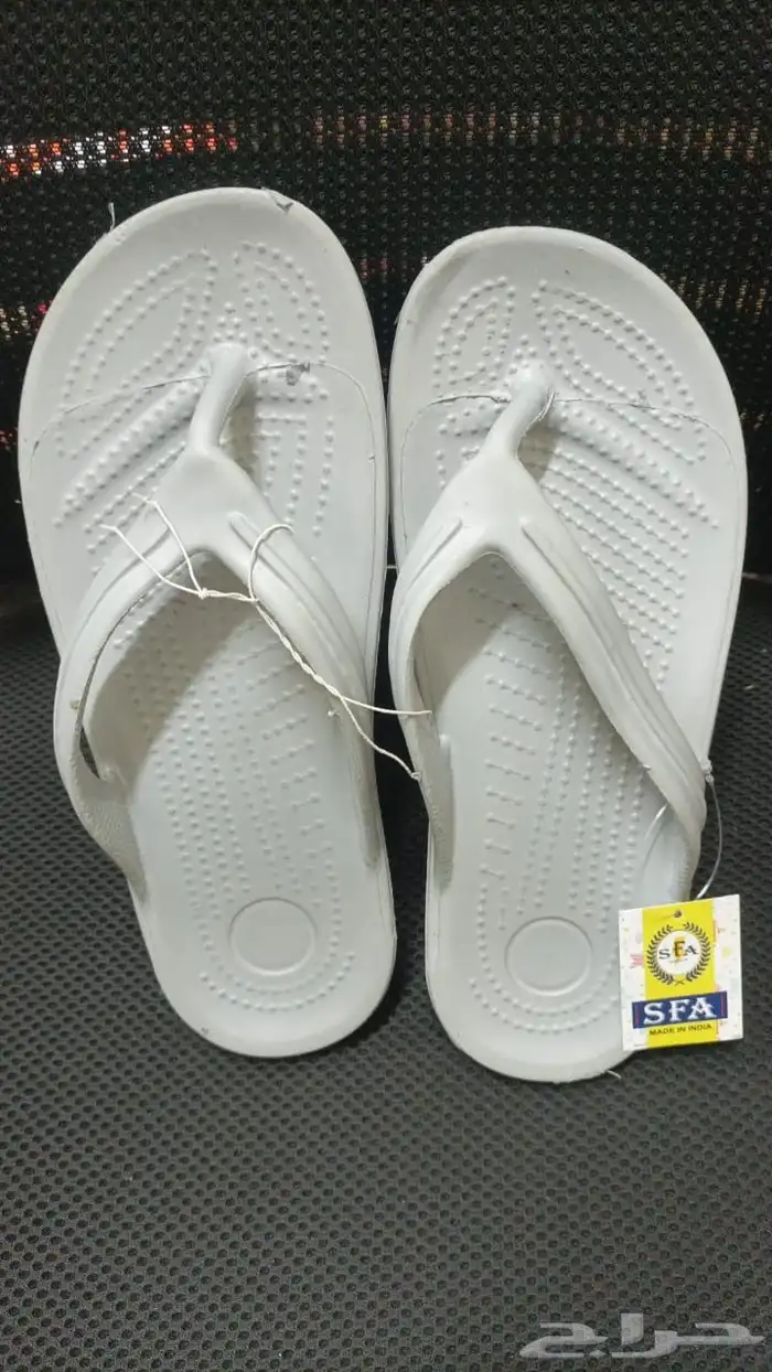 للبيع جزمات اسبورت وا اسليبر بي أسعار الجمله 84