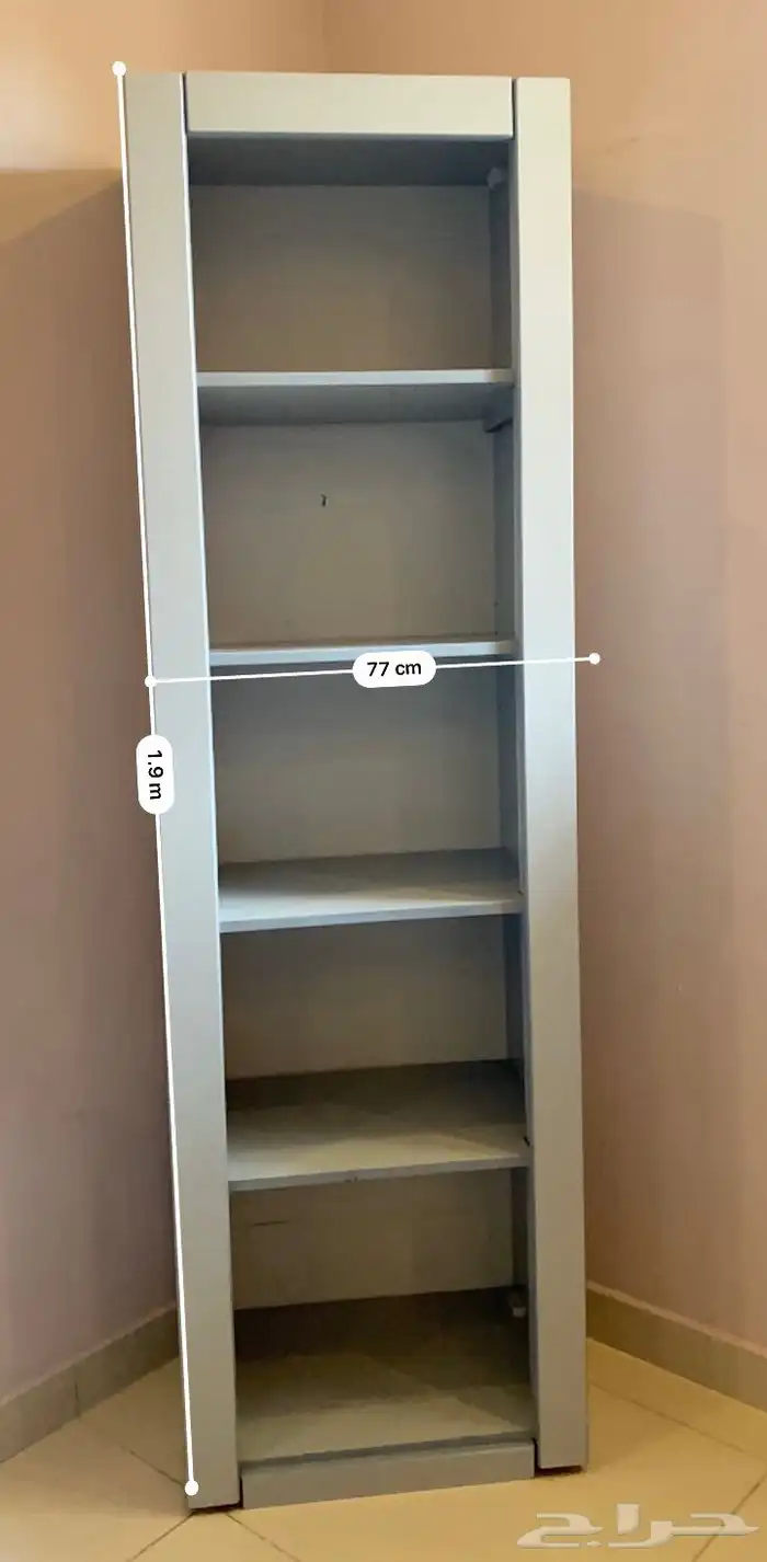 دولاب تنظيم ارفف نظيف وملحقاته سليمة 0