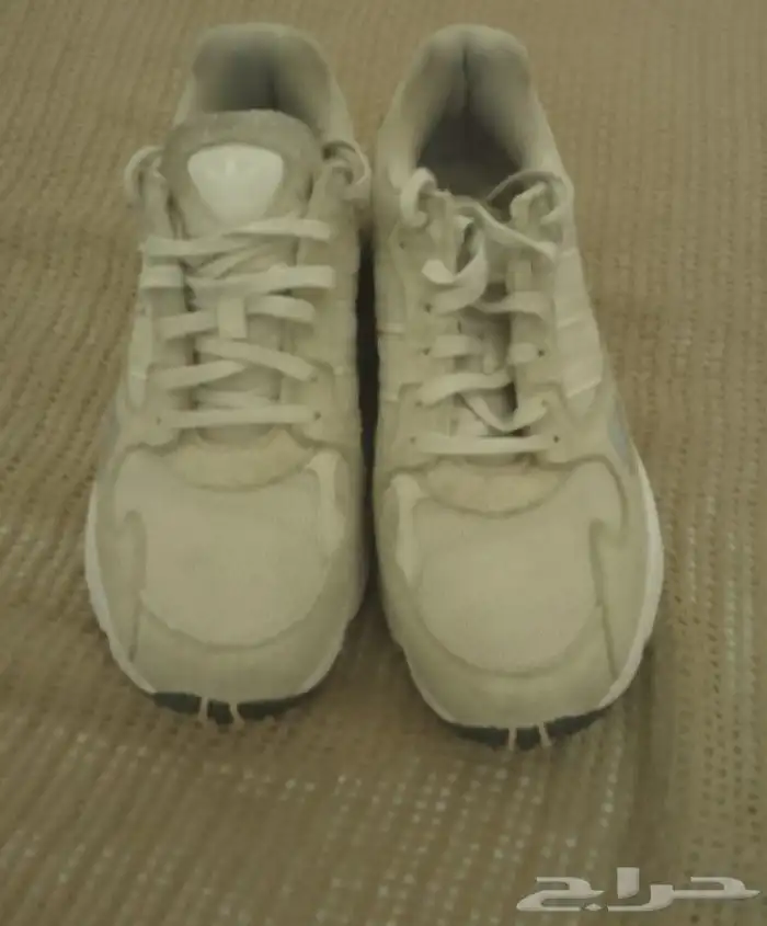شوز اديداس اصلي مقاس 40لبسه مره واحده 1