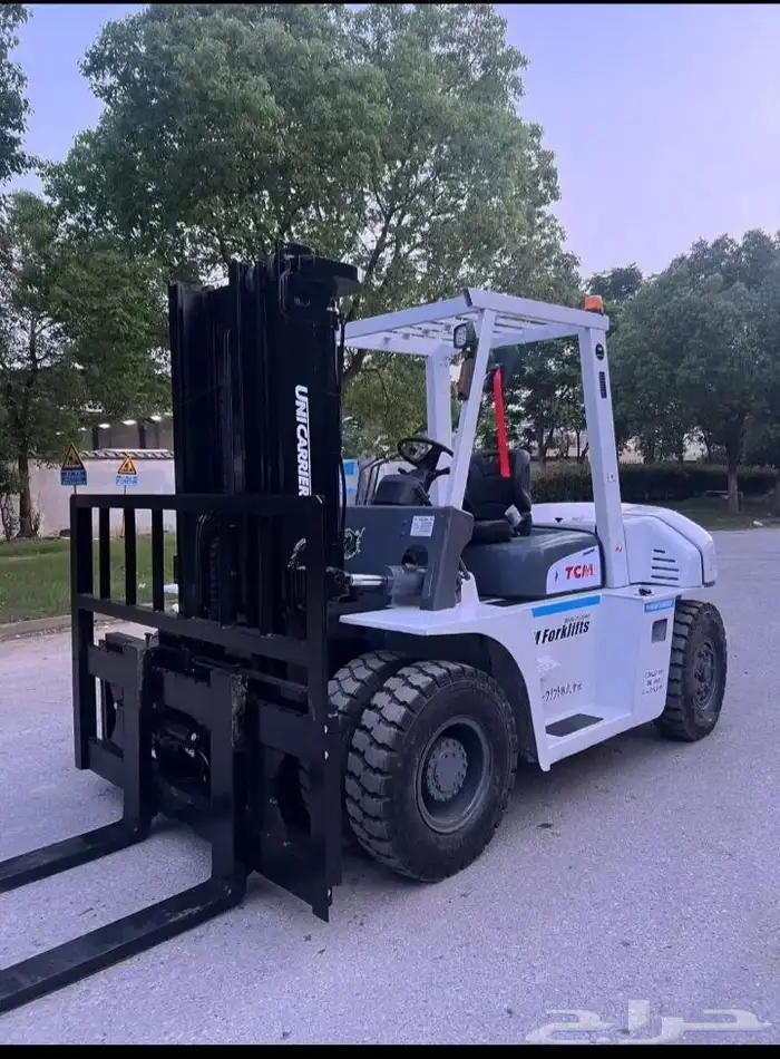 رافعات شوكيه فركلفت للايجار كرينات سيزرات مان لفت 4