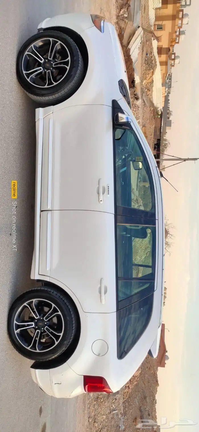 سياره فورد ايدج للبيع 1