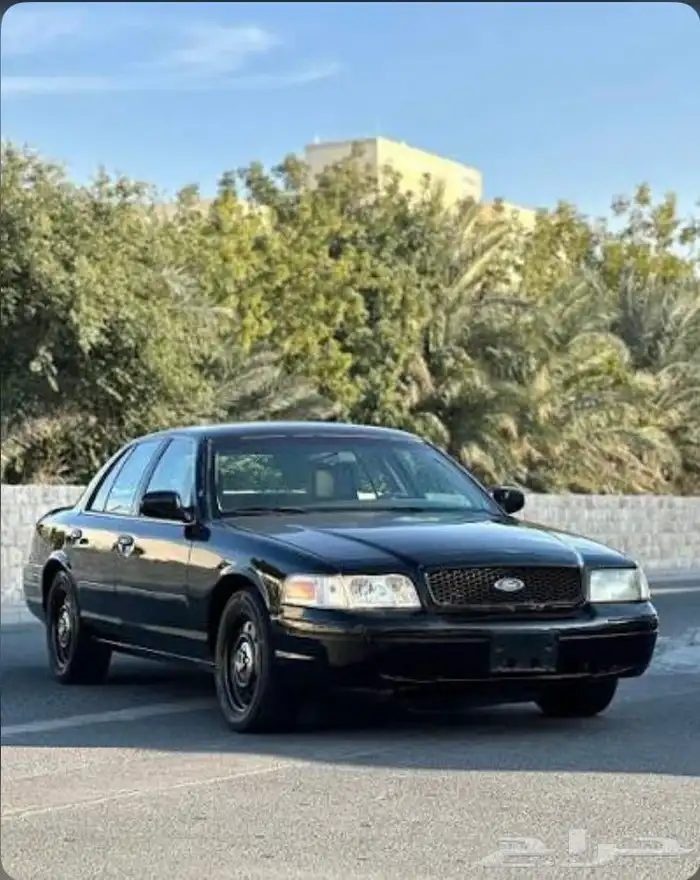 مطلوب فورد فكتوريا بوليسي أسود 0