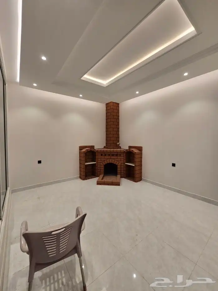 للبيع فيلا دورين وملحق مساحه كبيره غرف وسيعه احدرفيده العزيز 5