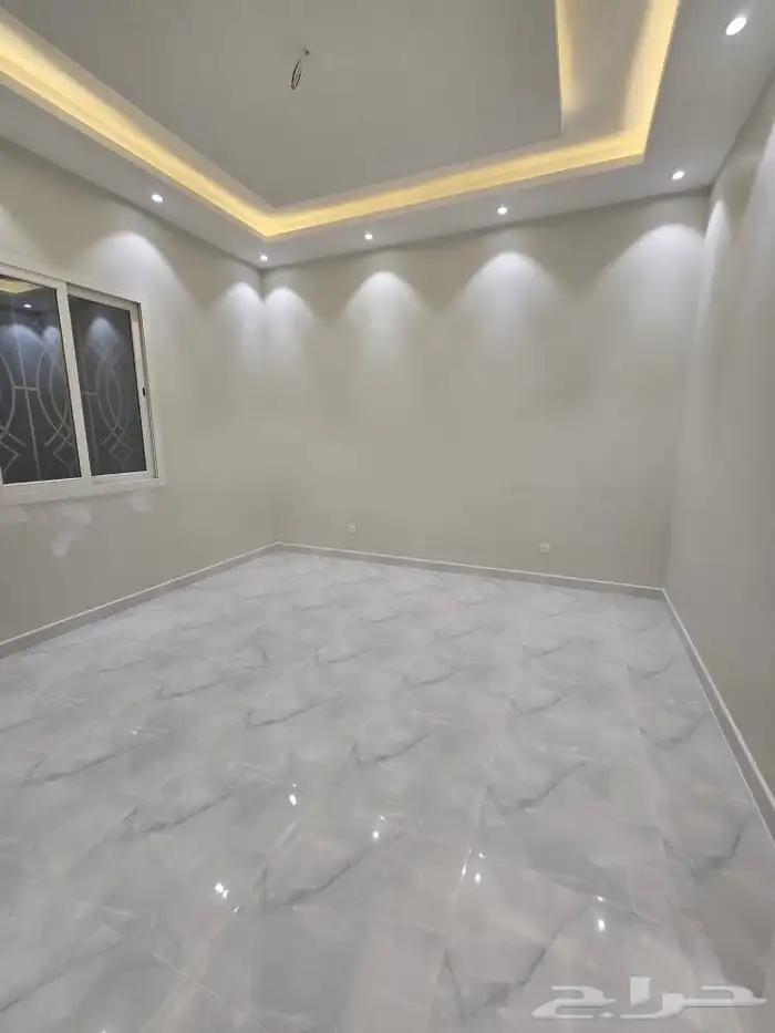 للبيع فيلا دورين وملحق بمسبح طريق غرب المدينة العسكرية720ألف 21