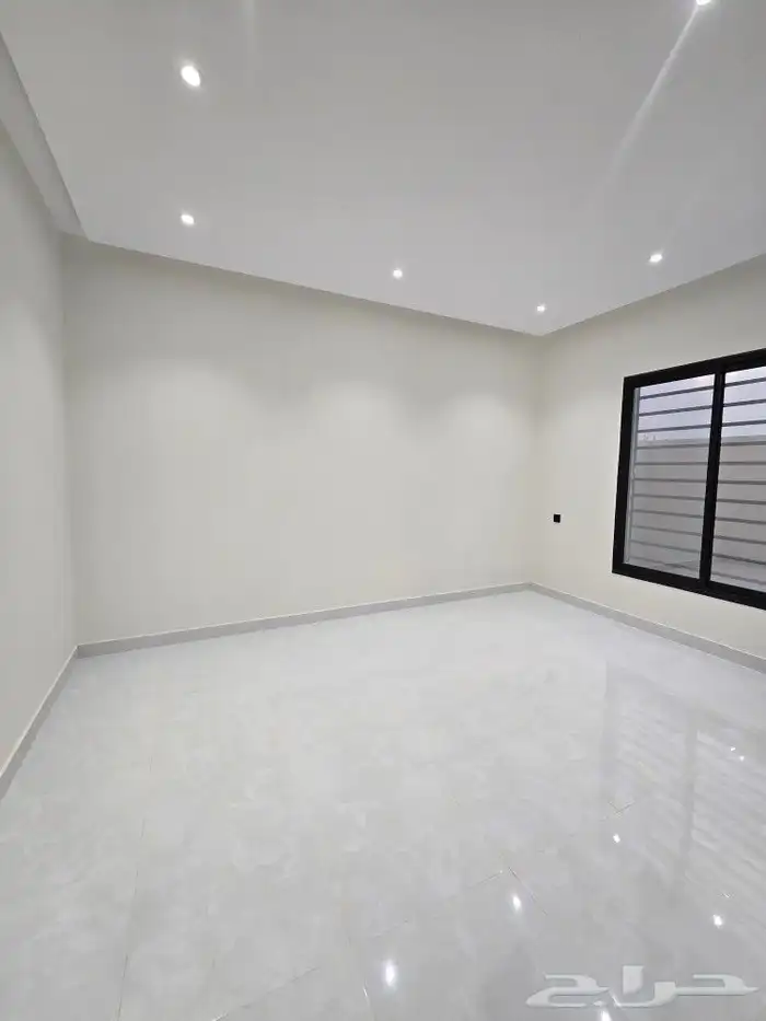 للبيع روف علوى مع ملحق مدخل مستقل مدخل سياره650ألف ط الثماني 20