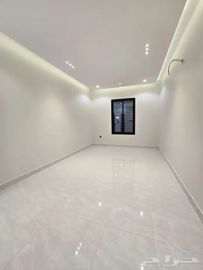 للبيع شقق ارضي 6غرفVIPحوش ومدخل سياره أبها درة المحالة580ألف 10