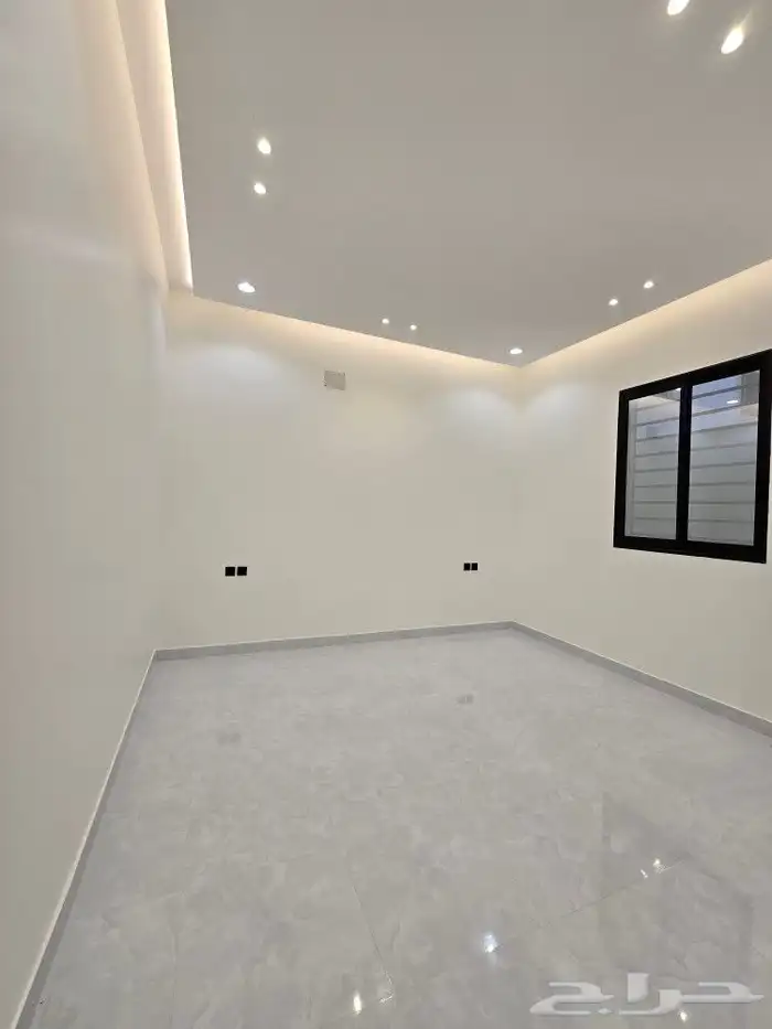 للبيع شقه ارضي 6غرف VIP حوش ومدخل سياره مطبخ جاهز احد رفيده 19