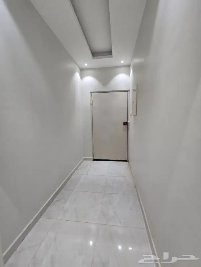 للبيع فيلا دورين وملحق بمسبح طريق غرب المدينة العسكرية720ألف 8