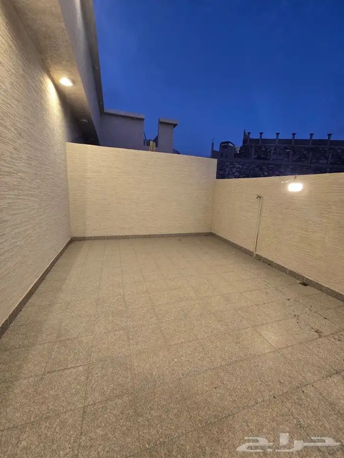 للبيع فيلا دورين وملحق بمسبح طريق غرب المدينة العسكرية720ألف 28