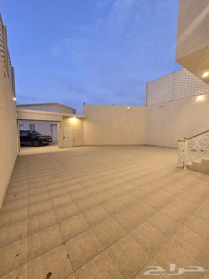 للبيع فيلا دورين وملحق بمسبح طريق غرب المدينة العسكرية720ألف 5
