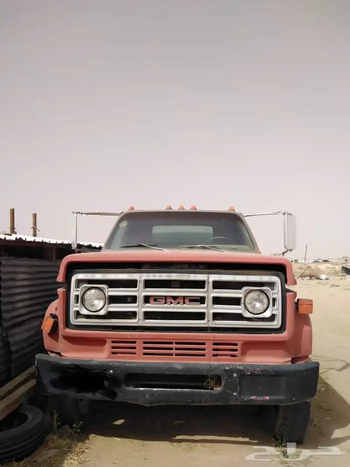 جمس لوري موديل 83 وايت ماء 0