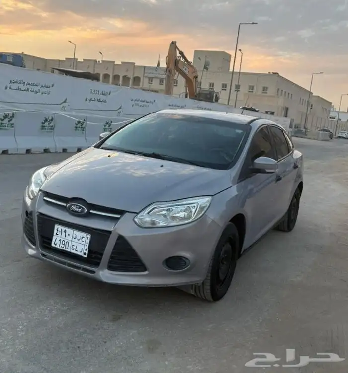 للبيع فورد 2014 مخزنه 3