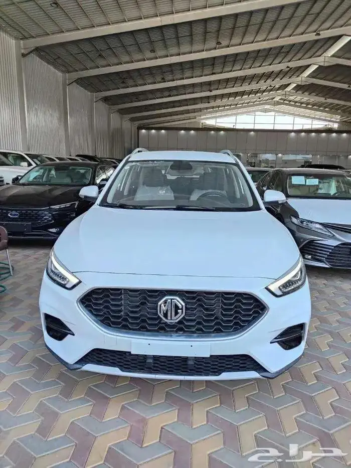 ام جي zs ستاندر 2023 2