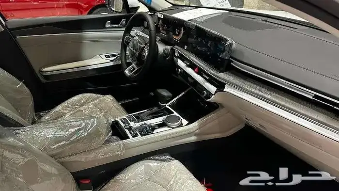 كيا k5 سقف بانوراما بصمه موديل 2025 4