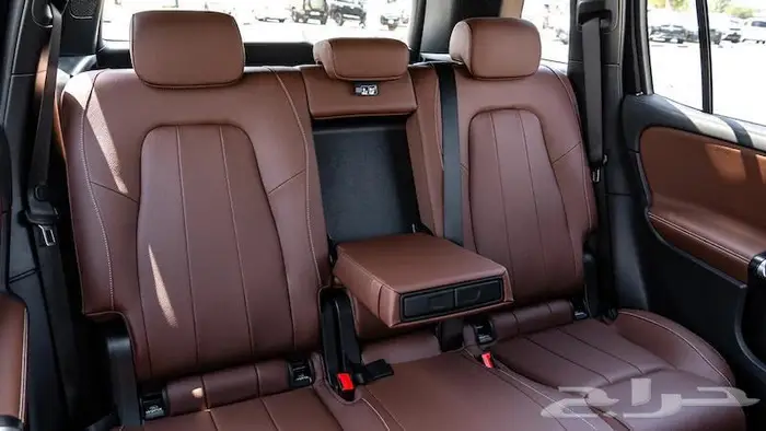 للبيع جيب مرسيدس GLB200 جديد 2025 7