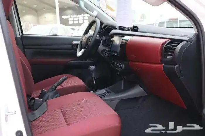 تويوتا هايلوكس 2025 سلق 6