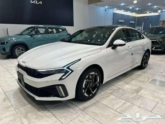 كيا k5 سقف بانوراما بصمه موديل 2025 1