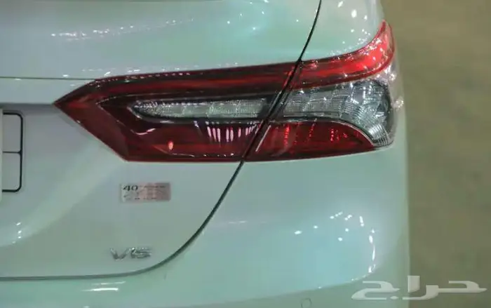 تويوتا كامري موديل 2023 فل كامل جراندي ( 6 سلندر ) 8