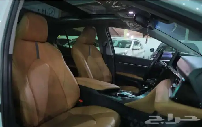 تويوتا كامري موديل 2023 فل كامل جراندي ( 6 سلندر ) 14